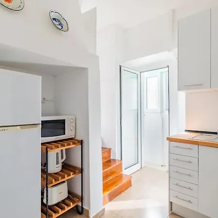 Casa De Santana Ii, Apartment Lisbon